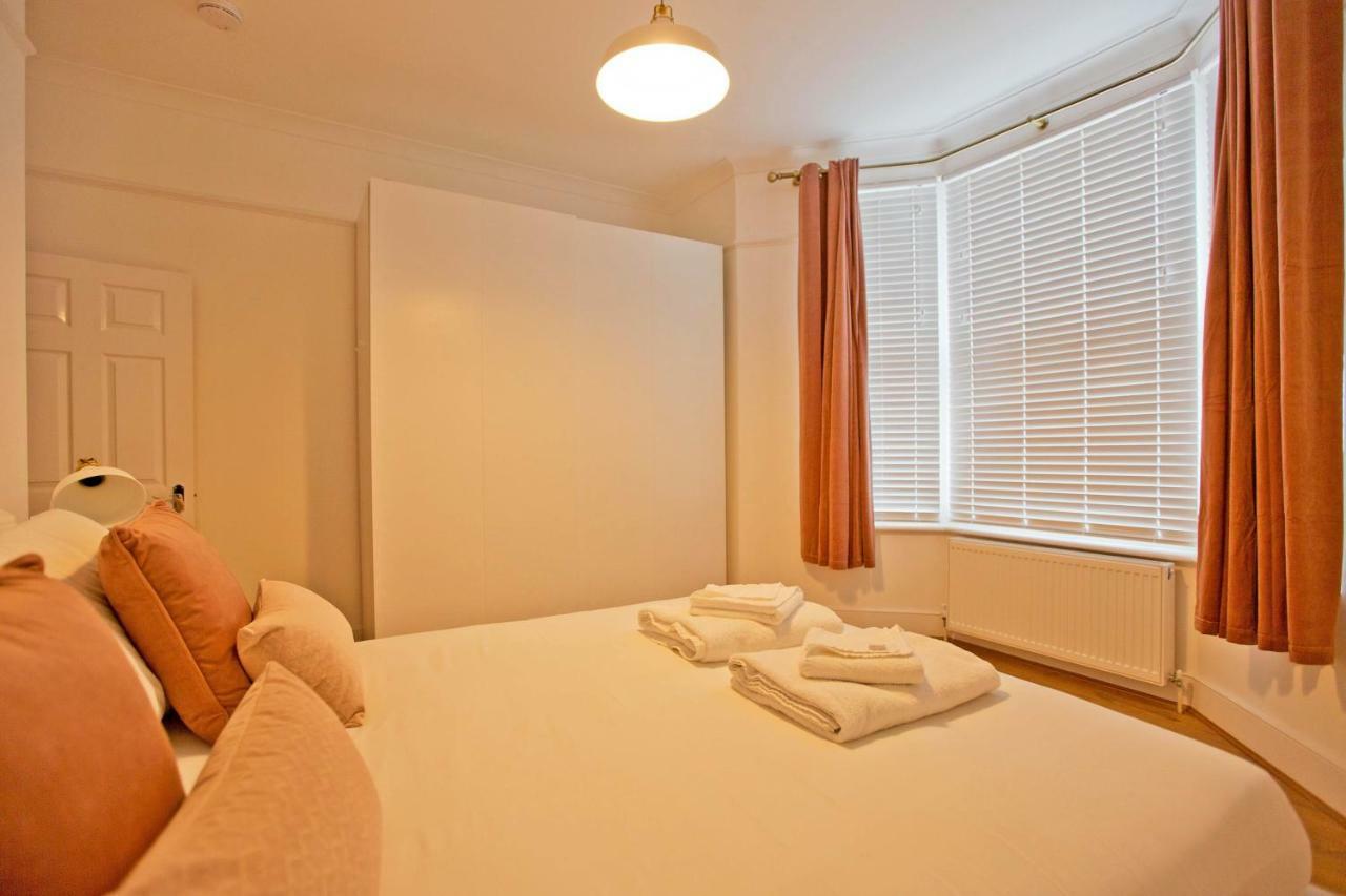 Highbury Fieldway Apartment Londra Exterior foto